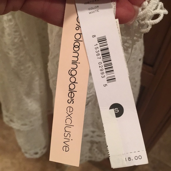 Aqua white dress - Picture 5 of 5